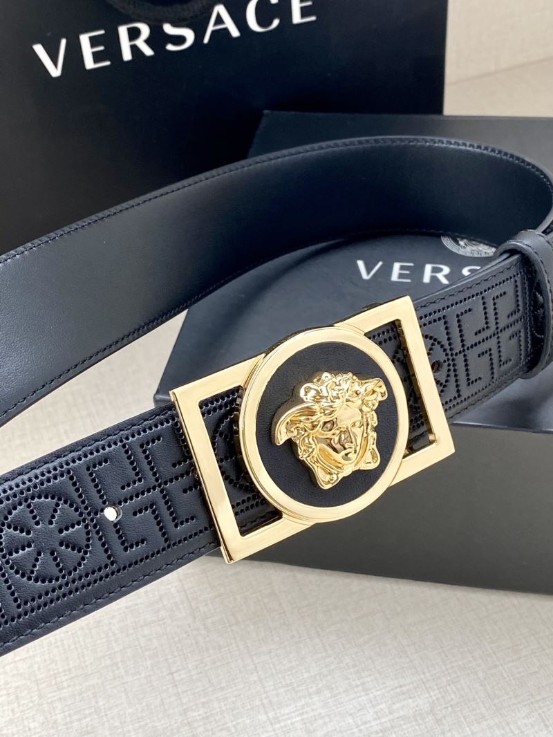 VERSACE